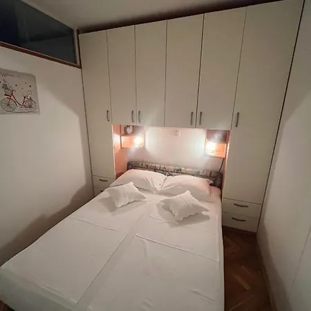 Apartment Trogir City * טרוגיר