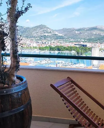 Apartment Trogir City Τρογκίρ
